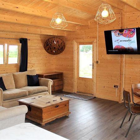 Stunning 5-Bed Cabin In Ashton Under Hill Evesham Eksteriør billede