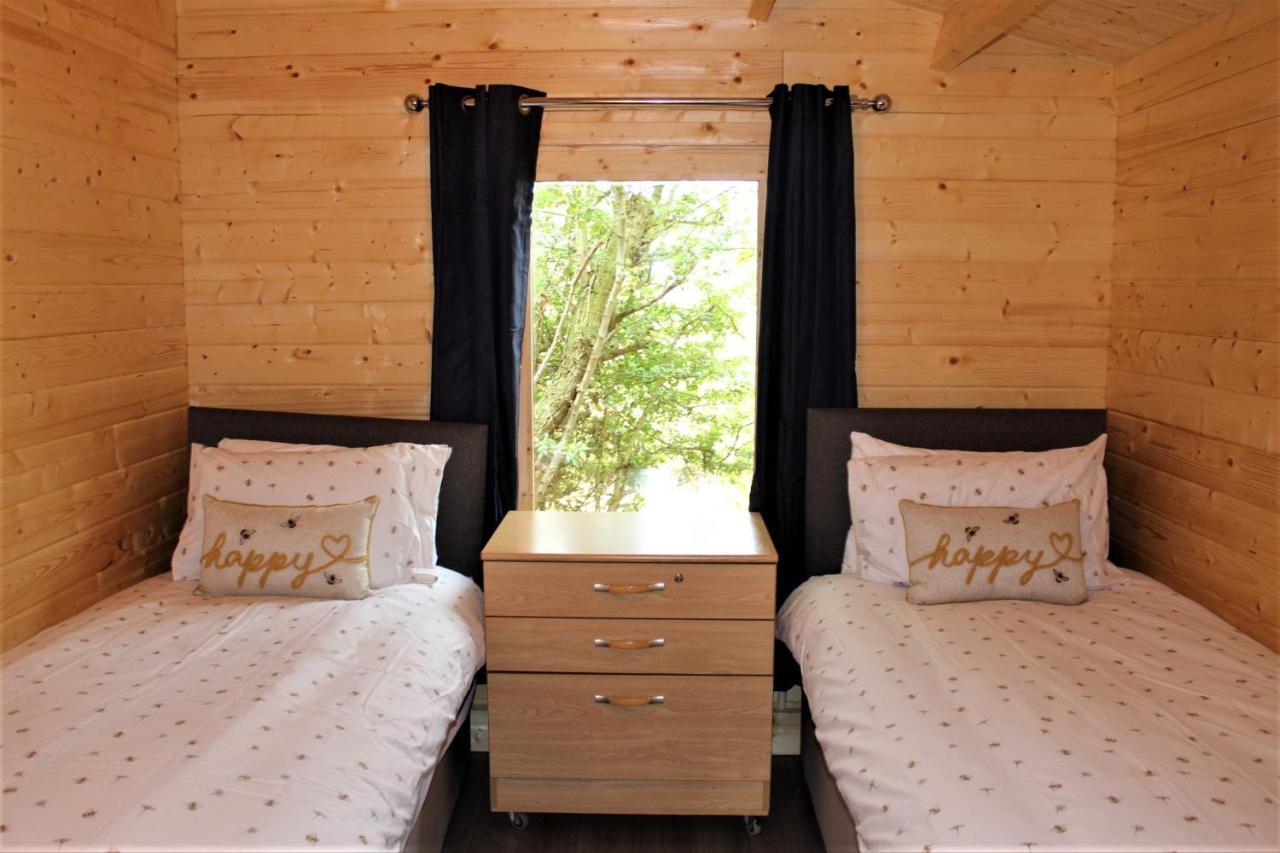Stunning 5-Bed Cabin In Ashton Under Hill Evesham Eksteriør billede